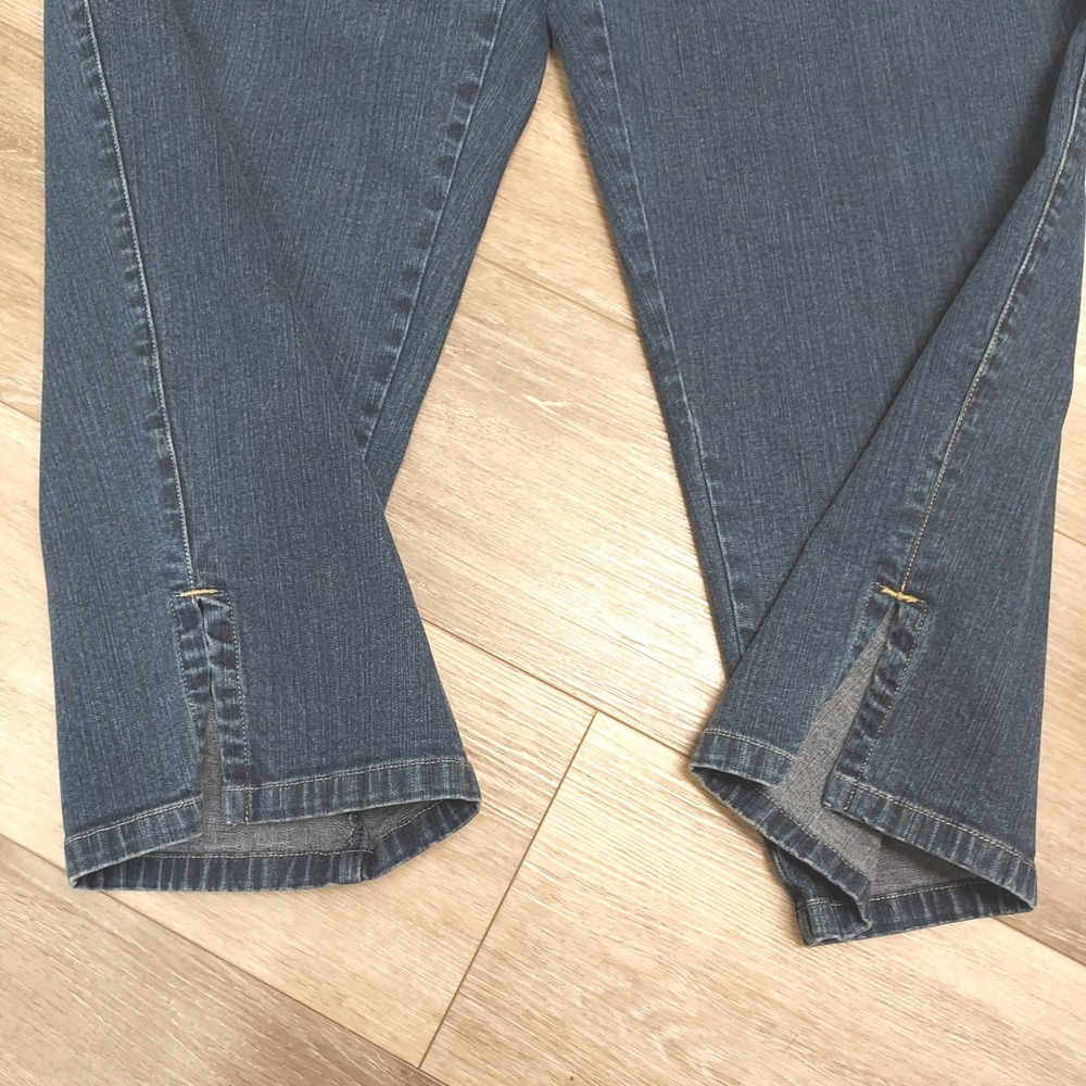 Liz Claiborne Lizwear Jeans Women 18P Blue Michaela Straight Leg Side Slit Short - Picture 3 of 7